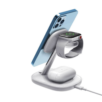 qualité  Mobile Phone 15w 4 in 1 Magnetic Wireless Charger Holder for Iphone Apple Watch Airpods 4 in 1 Wireless Charging usine